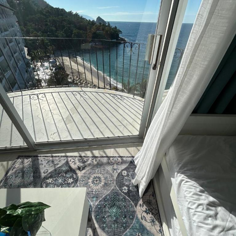 Loft sur Puerto Vallarta - One-Bedroom Apartment - 3