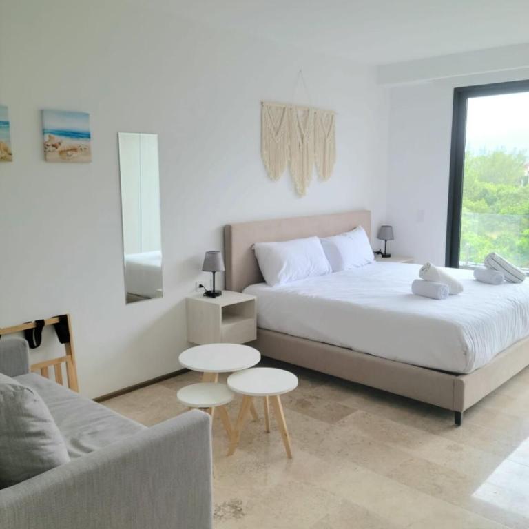 Lujo tropical, moderno con vistas a la naturaleza - One-Bedroom Apartment - 2