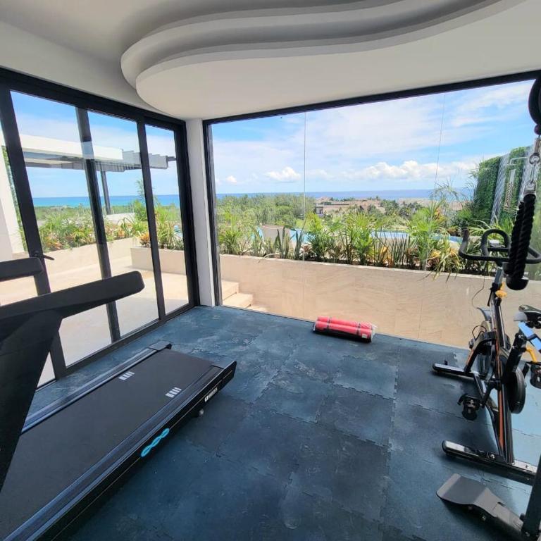 Lujo tropical, moderno con vistas a la naturaleza - One-Bedroom Apartment - 26