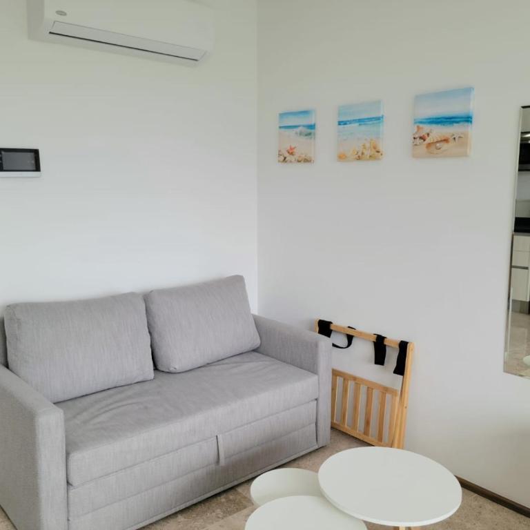 Lujo tropical, moderno con vistas a la naturaleza - One-Bedroom Apartment - 33