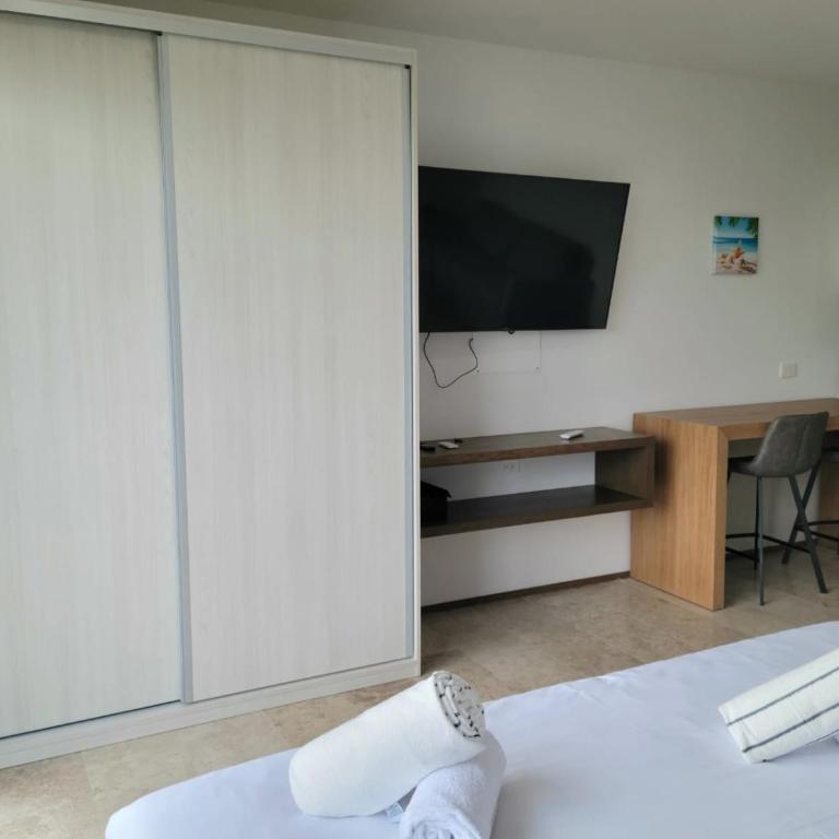 Lujo tropical, moderno con vistas a la naturaleza - One-Bedroom Apartment - 35