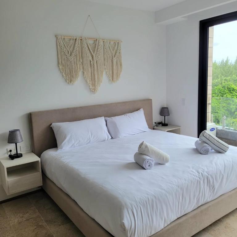 Lujo tropical, moderno con vistas a la naturaleza - One-Bedroom Apartment - 37