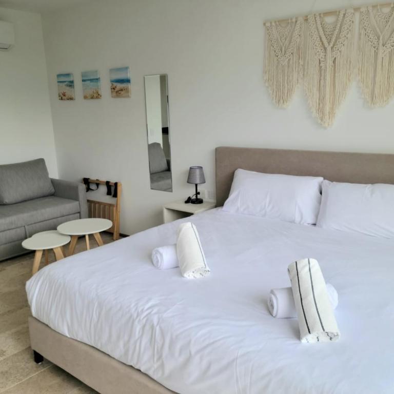 Lujo tropical, moderno con vistas a la naturaleza - One-Bedroom Apartment - 38