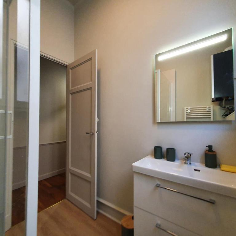 VUE EXCEPTIONNELLE sur la CATHÉDRALE, haut standing et garage privé - Appartamento Deluxe con 2 Camere da Letto - 14