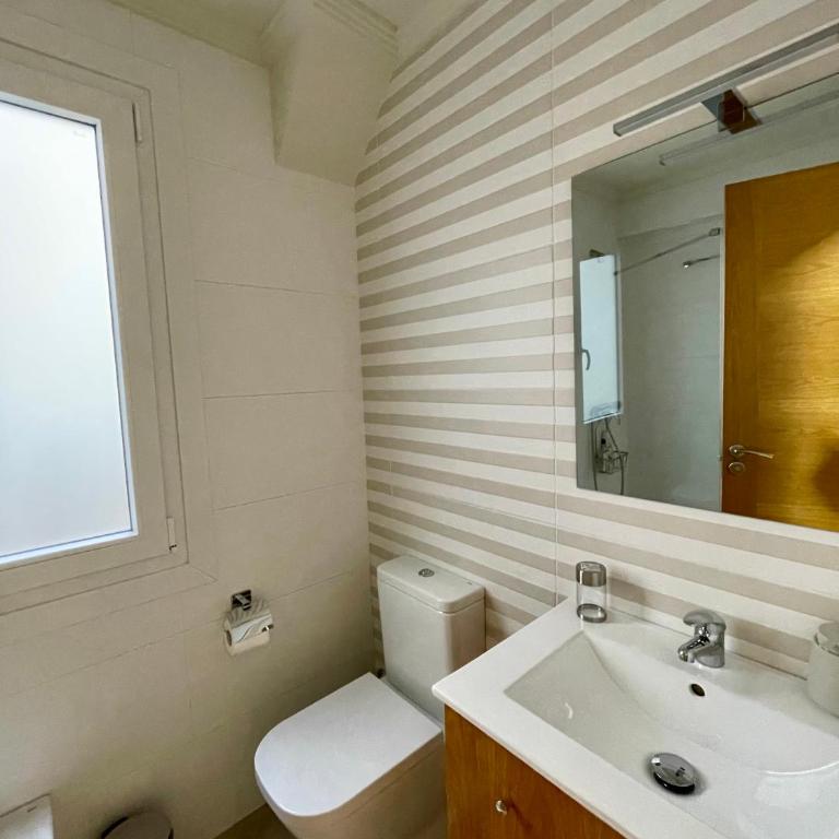 Amplio apartamento con terraza en Bouzas, cerca de la playa. - Apartamento de 2 dormitorios - 11