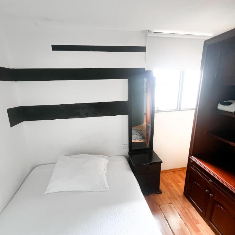 Hotel Yellow Maraya, Pereira - Habitación Doble con baño privado - 2