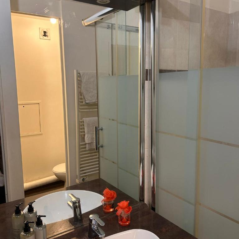 Appartement entier Saint-Denis, stade France - One-Bedroom Apartment - 3