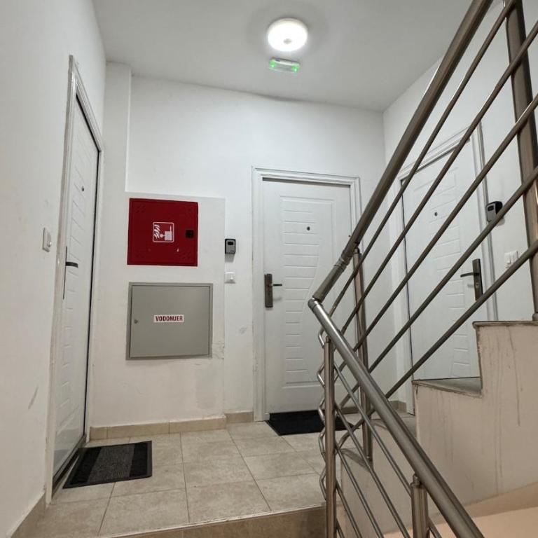 Podgorica apartment - up to 4 persons - Apartman sa 1 Spavaćom Sobom - 7