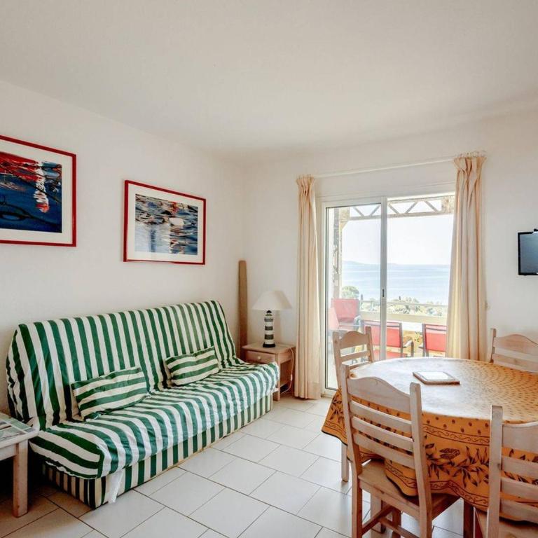 Appartement confortable à Aiguebelle avec terrasse et parking privé - FR-1-816-13 - Apartment - 3