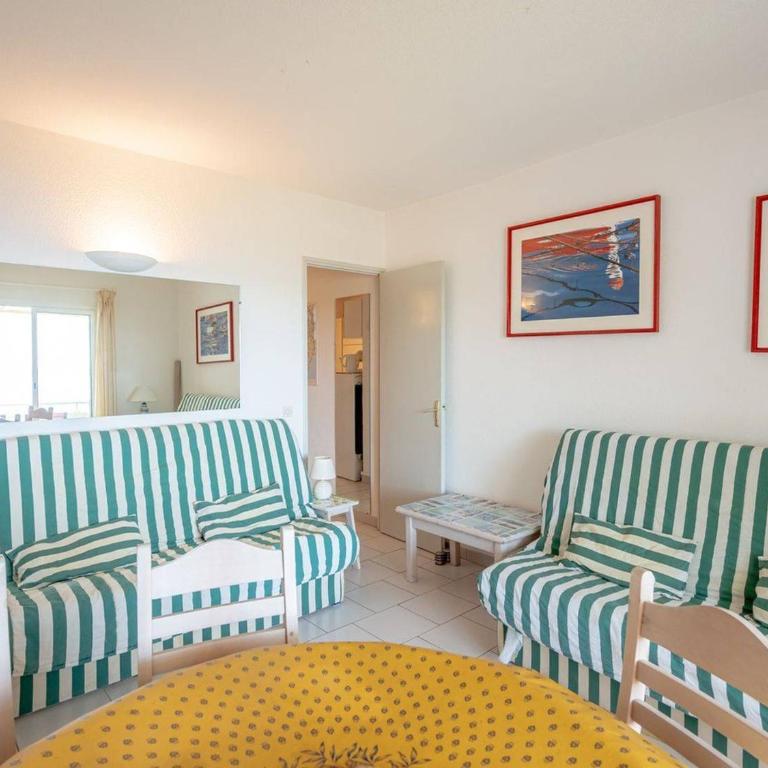 Appartement confortable à Aiguebelle avec terrasse et parking privé - FR-1-816-13 - Apartment - 4