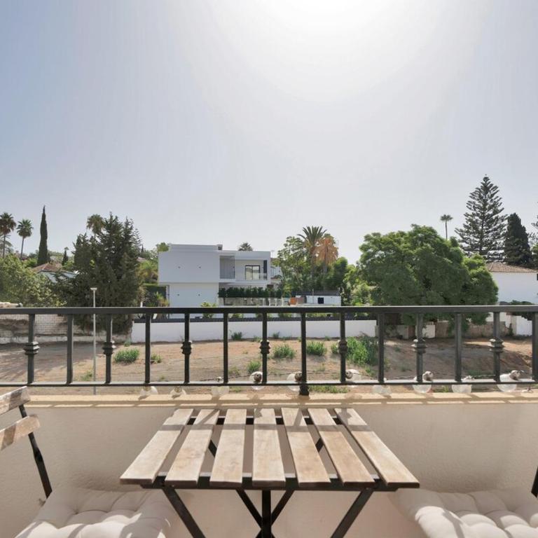 Apartamento con piscina y paddel en Guadalmina Alta - AVIA 2 3 - Apartamento de 2 dormitorios con balcón y terraza - 27