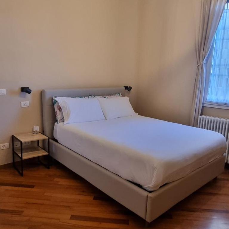 Alemanni54 - Apartment - Appartamento con 2 Camere da Letto - 81