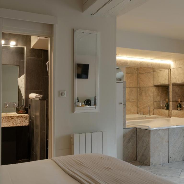 MiHotel Le Gourguillon - Suite Junior Luna - 8