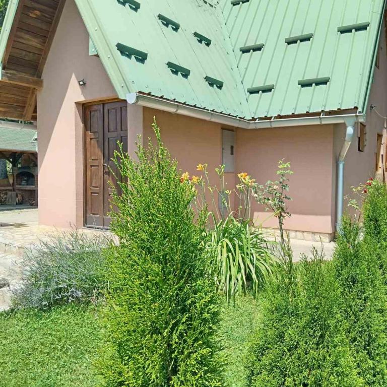 Planinska Idila Osluša - Kuća sa 2 Spavaće Sobe - 6
