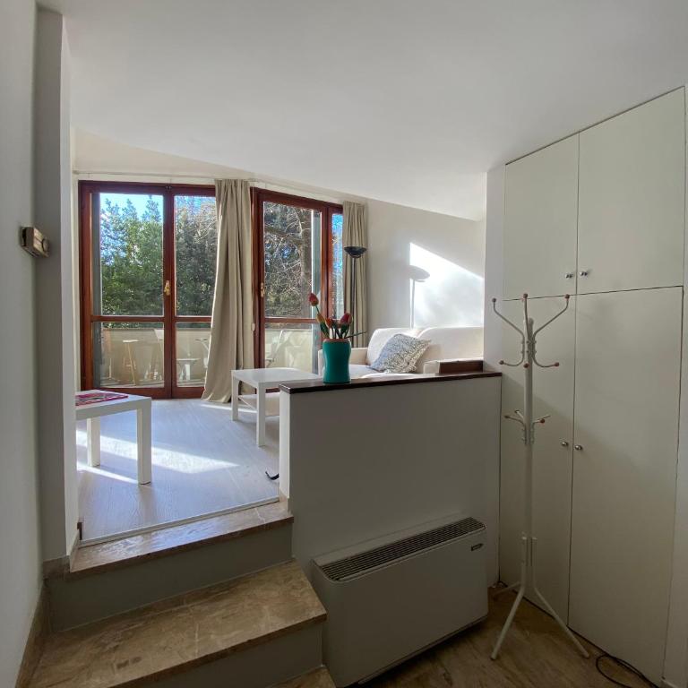 Relaxing Garden Apt Near Historic Florence - One-Bedroom Apartment - 2