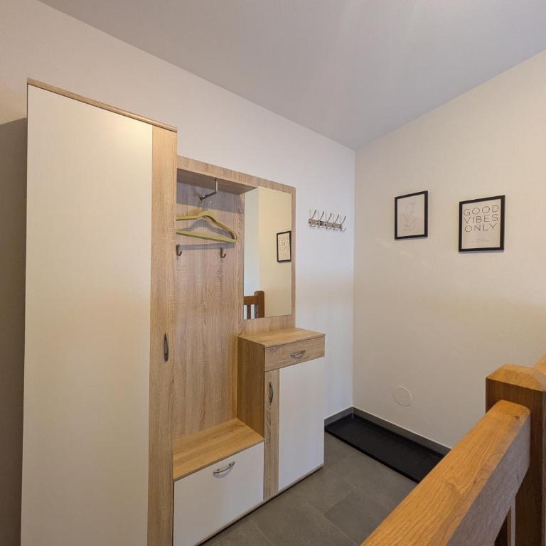 Kettis Apartment - One-Bedroom Apartment - 16