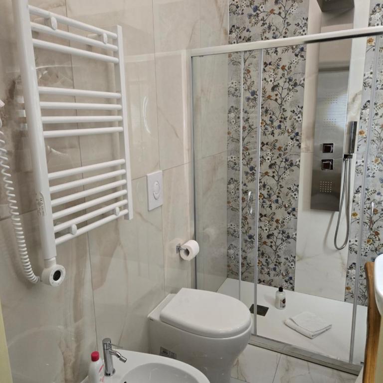 BeB Domus Arbenzio San Giovanni Suite - Camera Familiare Deluxe - 2