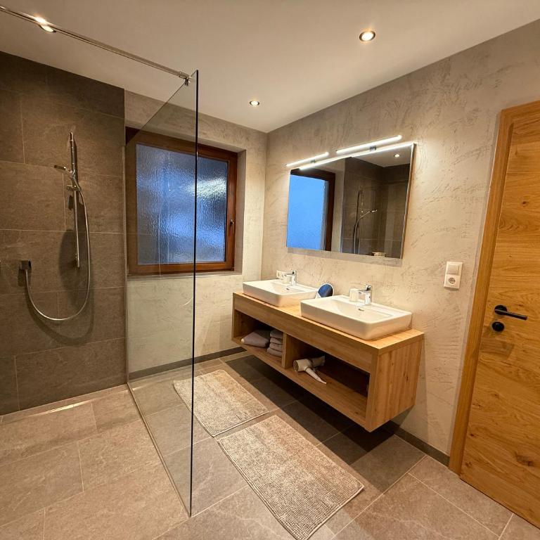 Residence Alpin - Apartment mit 2 Schlafzimmern und Balkon - 2 - 4