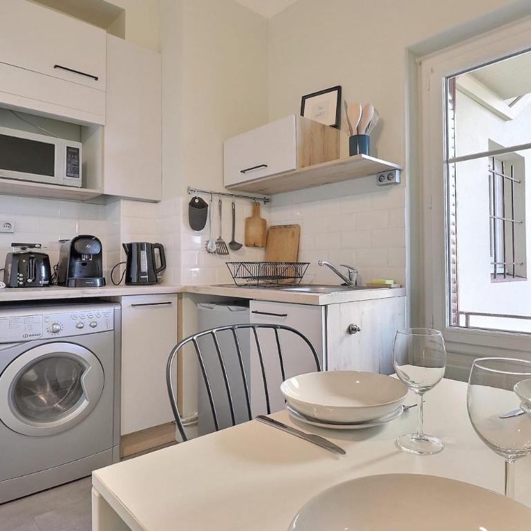 Modern and Cozy Studio in the Heart of Perrache Lyon - Apartment - 3