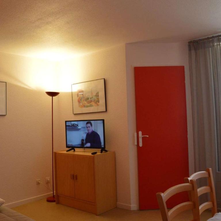 SP500-011 Appt 2 pièces 4 couchages SAINT PIERRE LA MER - Appartement 1 Chambre - 4