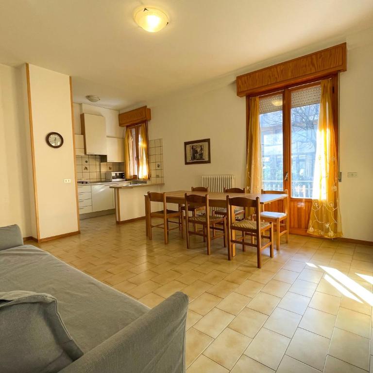 10 Bellaria Appartamento con 3 camere vicino al mare - Appartamento con 3 Camere da Letto e con Balcone - 4