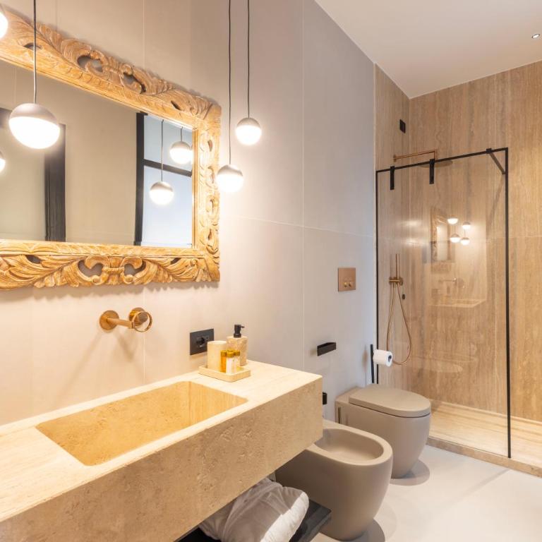 Pedra Bianca Luxury Rooms - Queen Room with Spa Bath - 4