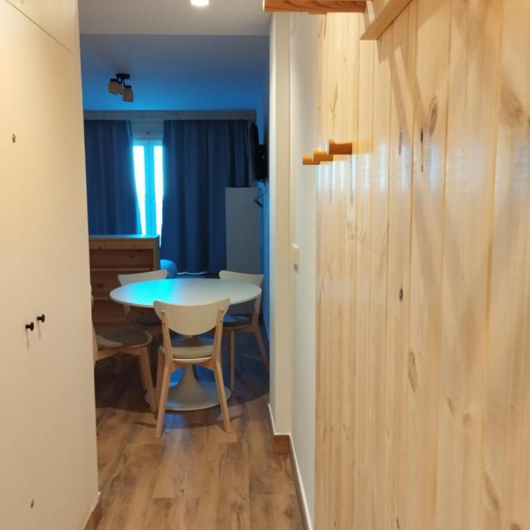 Apartamentos Montreal premium - Estudio 2/4 vista pistas con terraza - 20