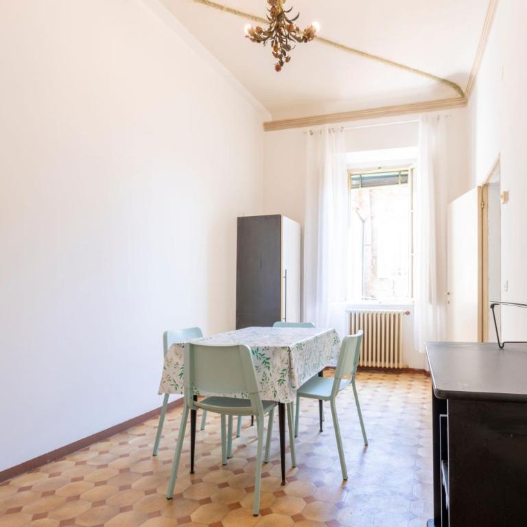 Appartamento a due passi da Piazza del campo Siena - Appartamento Familiare con 2 Camere da Letto e Vista - 5