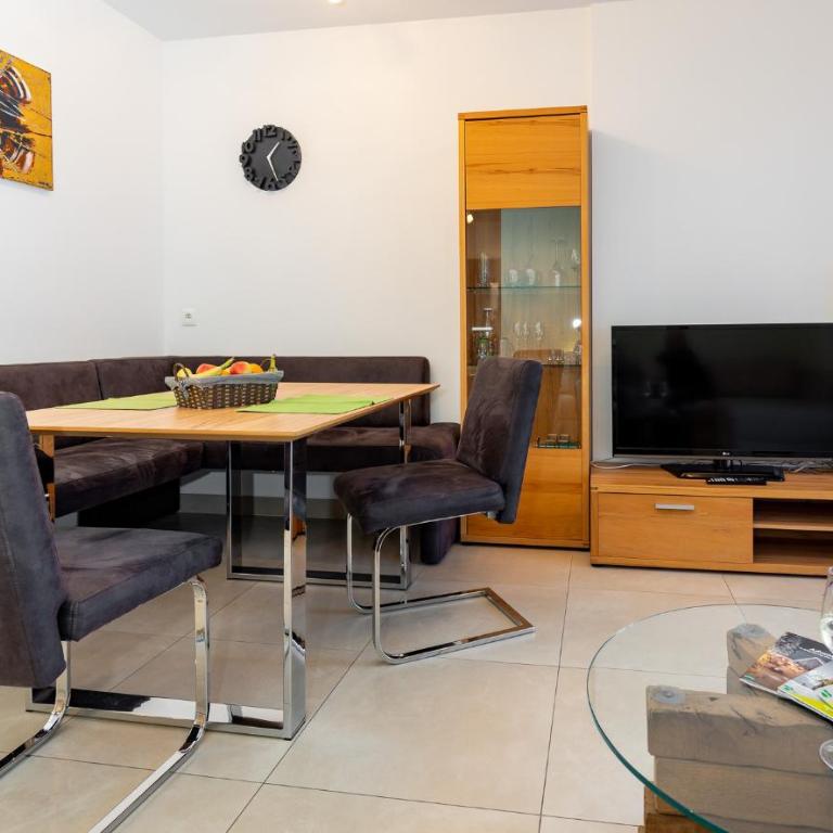 Appartement Klosterhügel - Apartment mit 1 Schlafzimmer - 73