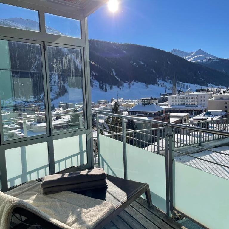 Davos Luxury Apartment - 5 Min walking to Congress Center - Deluxe Apartment - 1