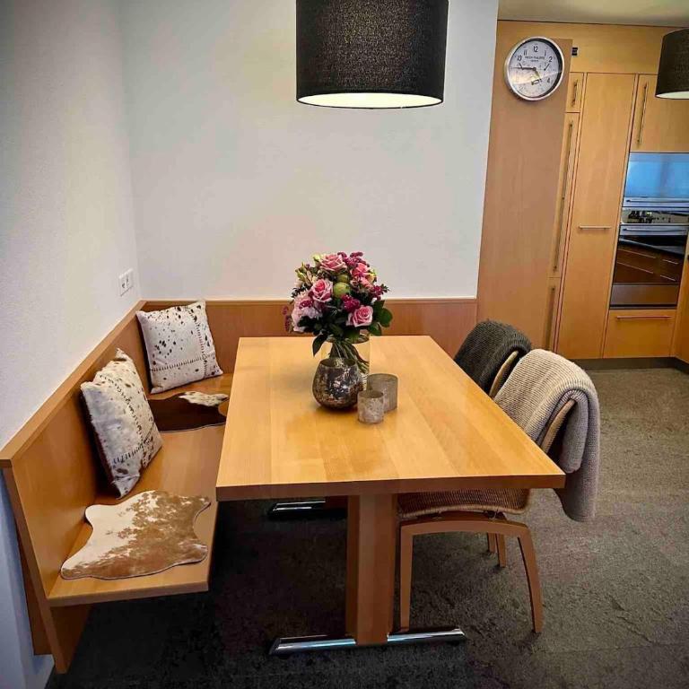Davos Luxury Apartment - 5 Min walking to Congress Center - Deluxe Apartment - 6