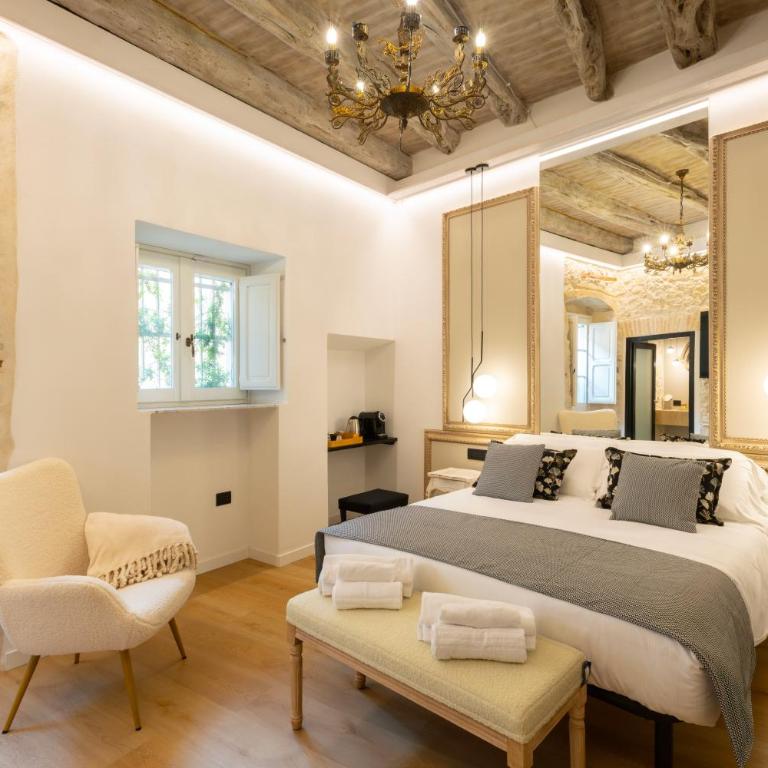 Pedra Bianca Luxury Rooms - Deluxe Queen Room - 10