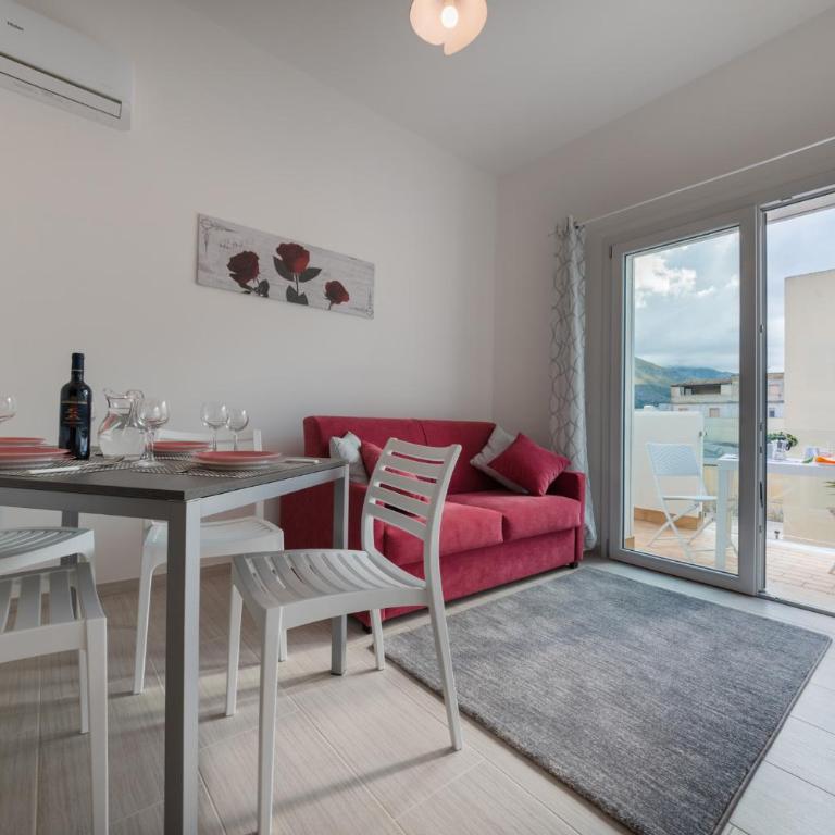 BluSide Home & Suite - Appartamento Deluxe con 2 Camere da Letto e Balcone - 5
