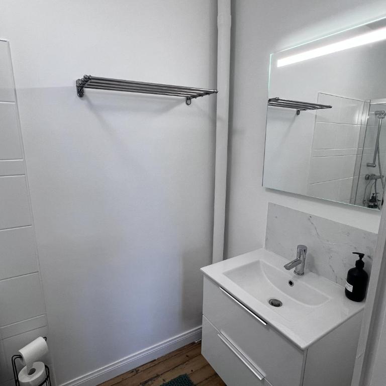 Maison Pol Amboise - Deluxe Double Room - 1