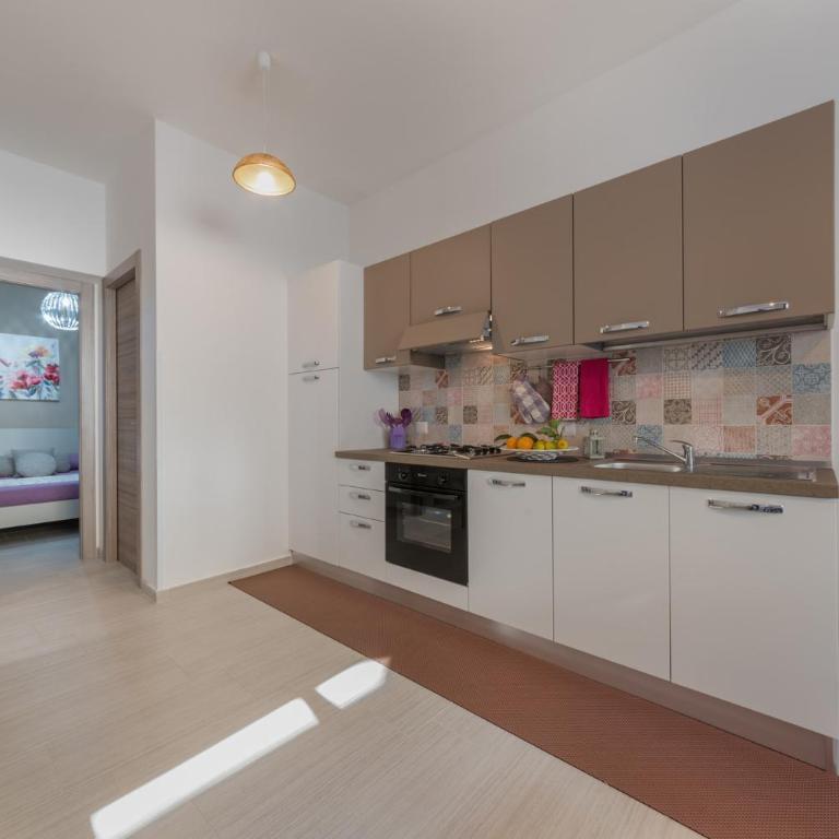BluSide Home & Suite - Appartamento con 1 Camera da Letto - 3