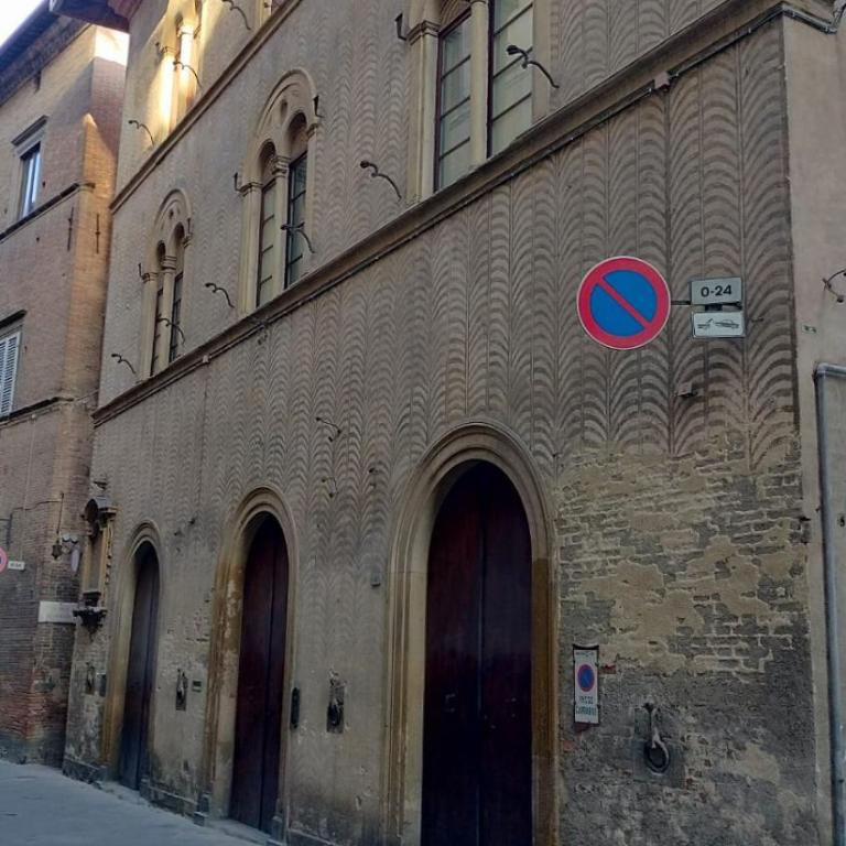 Appartamento a due passi da Piazza del campo Siena - Appartamento con Vista e Balcone - 13