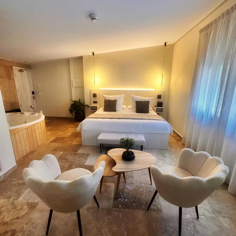 Boutique Hotel Comtal Empuries - Suite Junior Individual con bañera de hidromasaje y desayuno incluido - 2