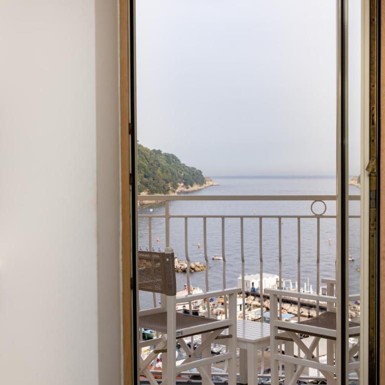 Coltur Suites - One-Bedroom Apartment (2 Adults) with Balcony - 2