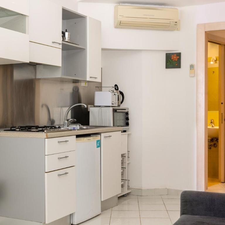 Coltur Suites - One-Bedroom Apartment (2 Adults) with Balcony - 1