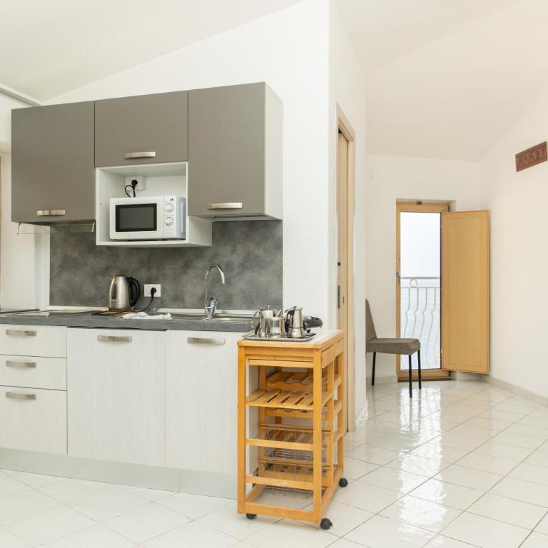 Coltur Suites - One-Bedroom Apartment (4 Adults) - 3