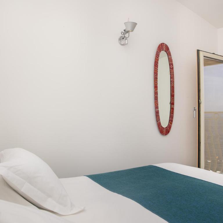 Coltur Suites - One-Bedroom Apartment (2 Adults) with Balcony - 1