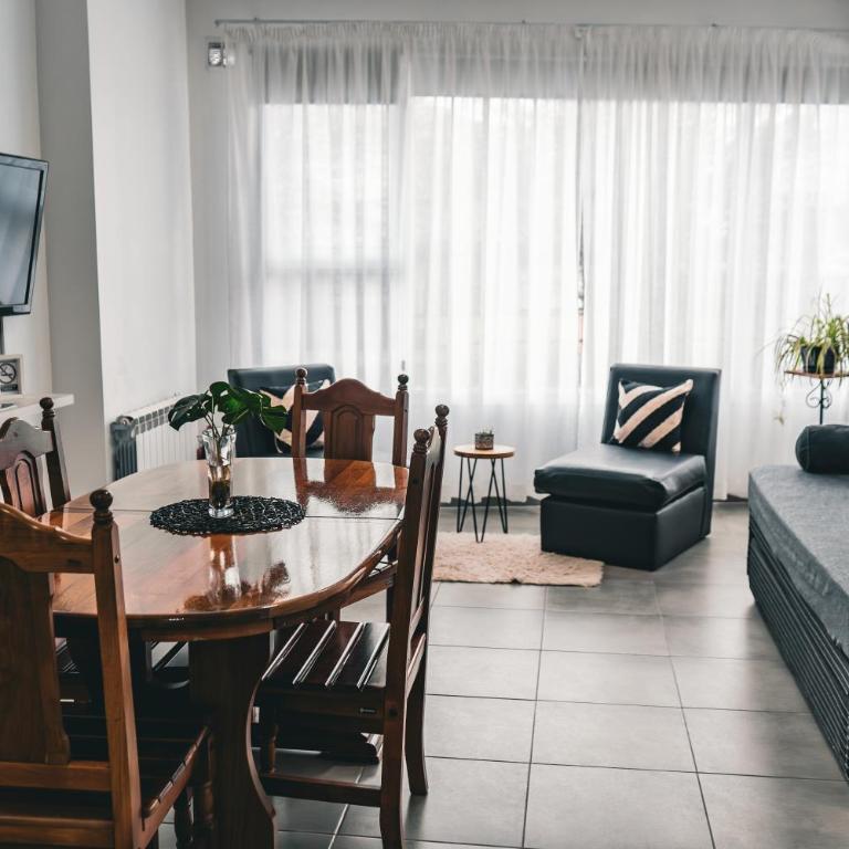 No te pierdas este alojamiento en ushuaia - Apartamento de 1 dormitorio con vistas a la ciudad - 4