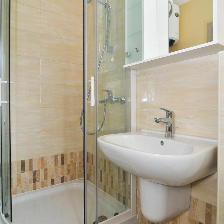 Cozy Apartment in Donja Lastva - Close to the beach - Apartman sa 1 Spavaćom Sobom - 6