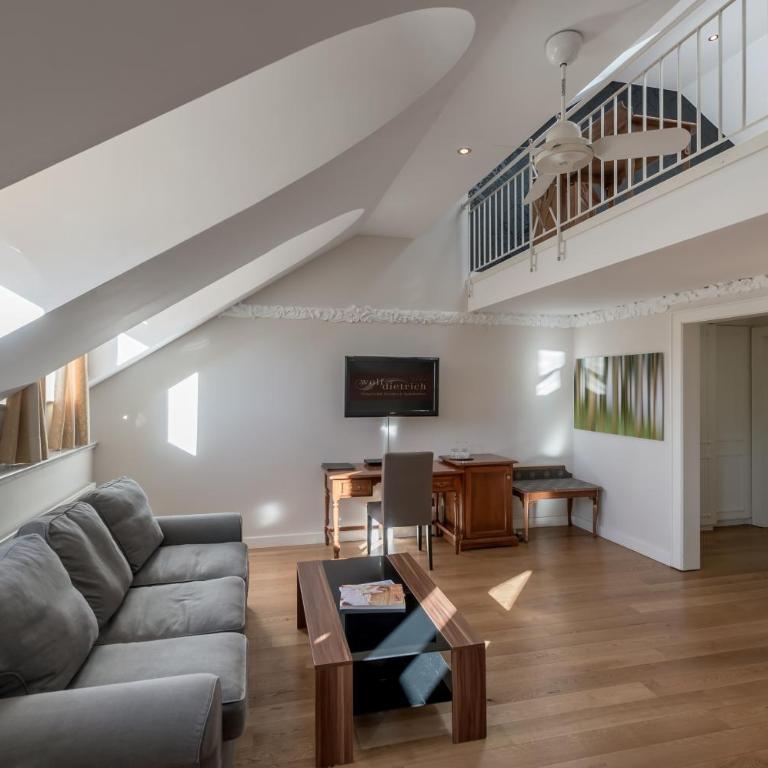 Altstadthotel Wolf-Dietrich - Gallery Suite (Nebengebäude) - 1