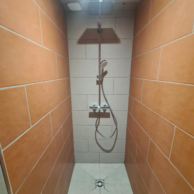 loulettaz 2 - Three-Bedroom Apartment - 16