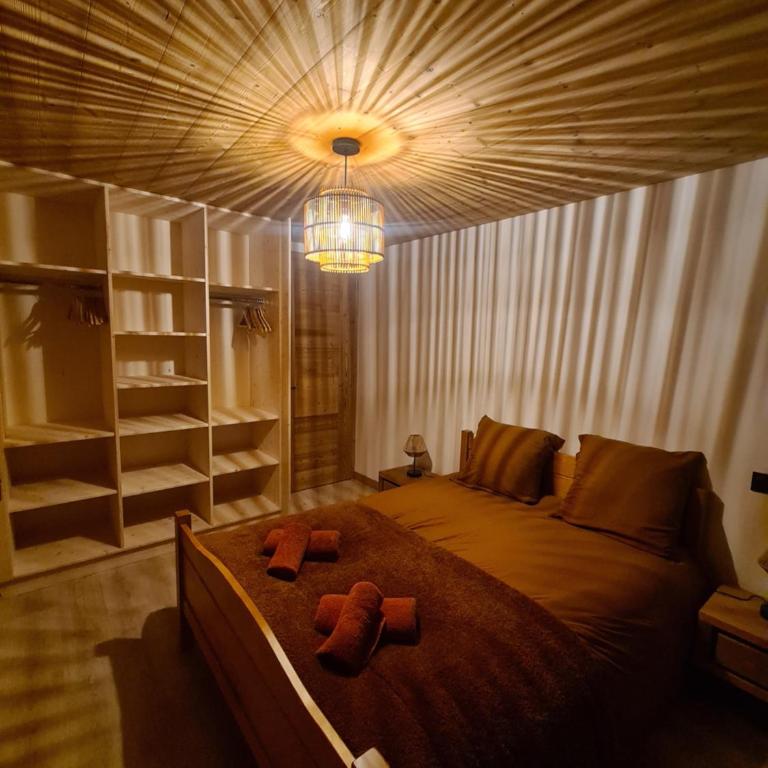 loulettaz 2 - Three-Bedroom Apartment - 13