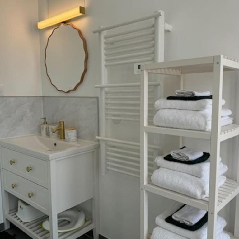 Le Repaire Relax - Cosy - Équipé - Proche Gare - Appartement 1 Chambre - 15