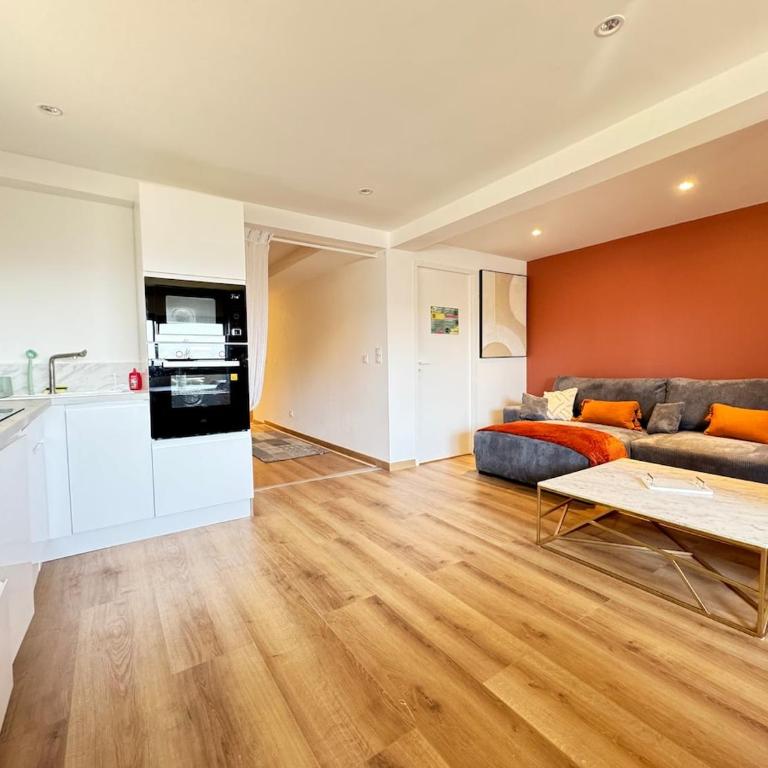 Maison Chanteranne avec parking gratuit - Appartement 2 Chambres - 4
