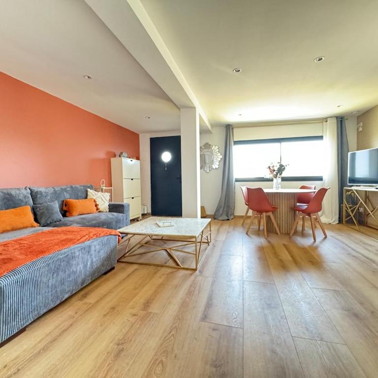 Maison Chanteranne avec parking gratuit - Appartement 2 Chambres - 6