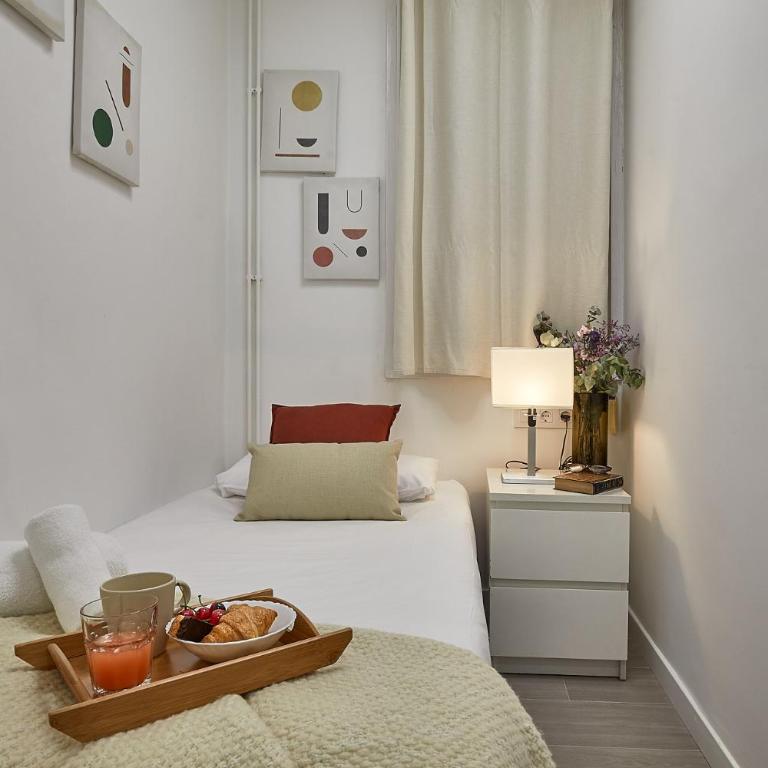 BBarcelona Gracia Apartment - Three-Bedroom Apartment - 20